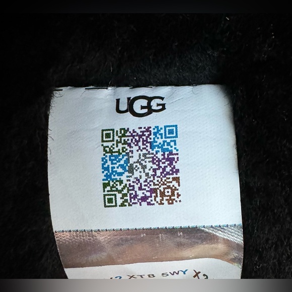 UGG NWOB Classic Ultra convertible Black Boot size 5 - Picture 7 of 7